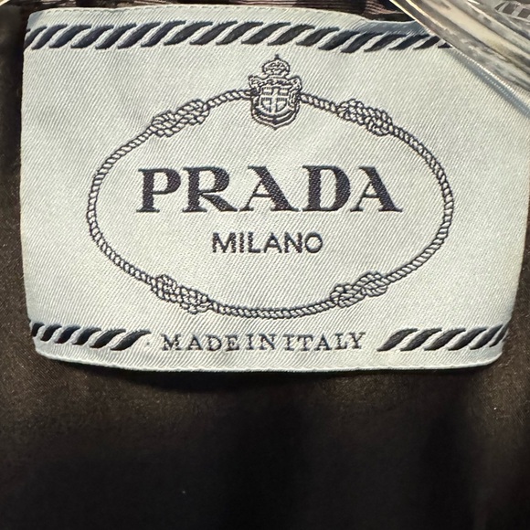 Prada 100% silk trench coat size 46 (Italy) US size XL - Picture 9 of 9